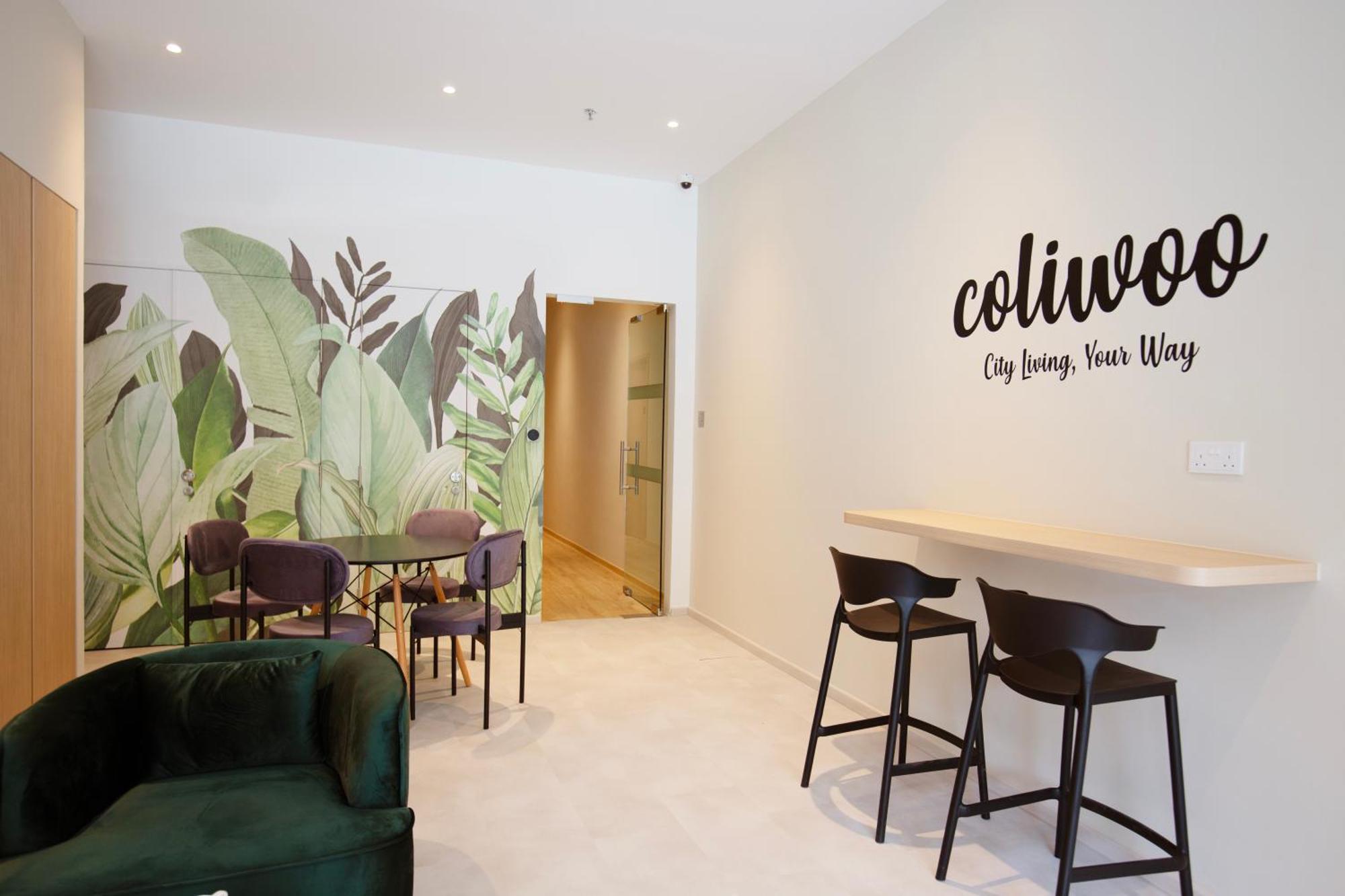 Coliwoo 298 River Valley - Coliving Khách sạn 3*